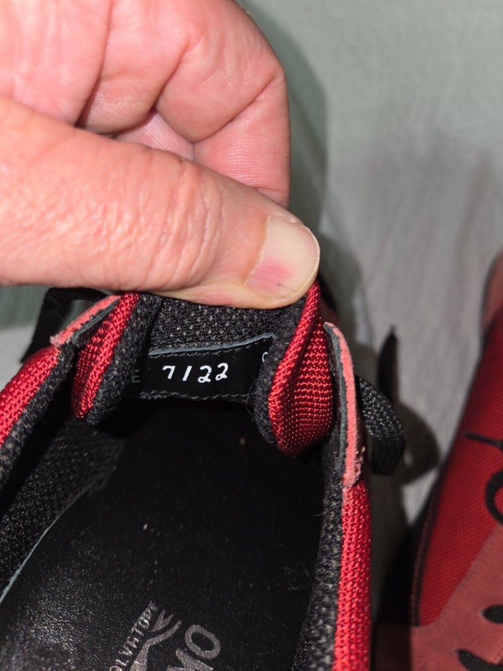 Salvatore Ferragamo Sport Red & Black Suede Mesh Sneakers Women's US 9 EU 39.5 - Picture 4 of 9